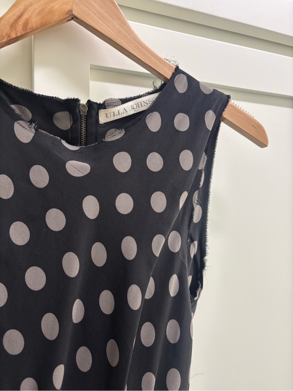 Ulla Johnson Silk Polka Dot Dress Black Beige Asymmetrical Midi size 2/4 w/ flaw - Picture 3 of 8